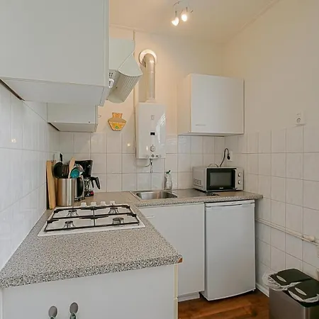 Eenvoudig Zomerhuisje De Strandpost - Aan Zee