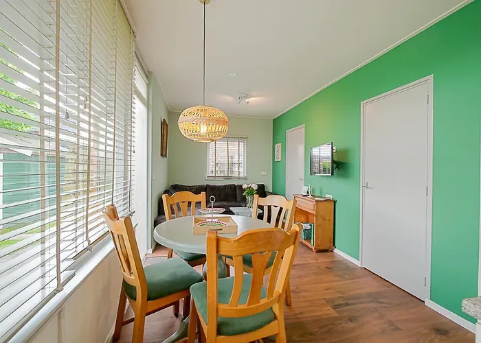 Eenvoudig Zomerhuisje De Strandpost - Aan Zee Callantsoog